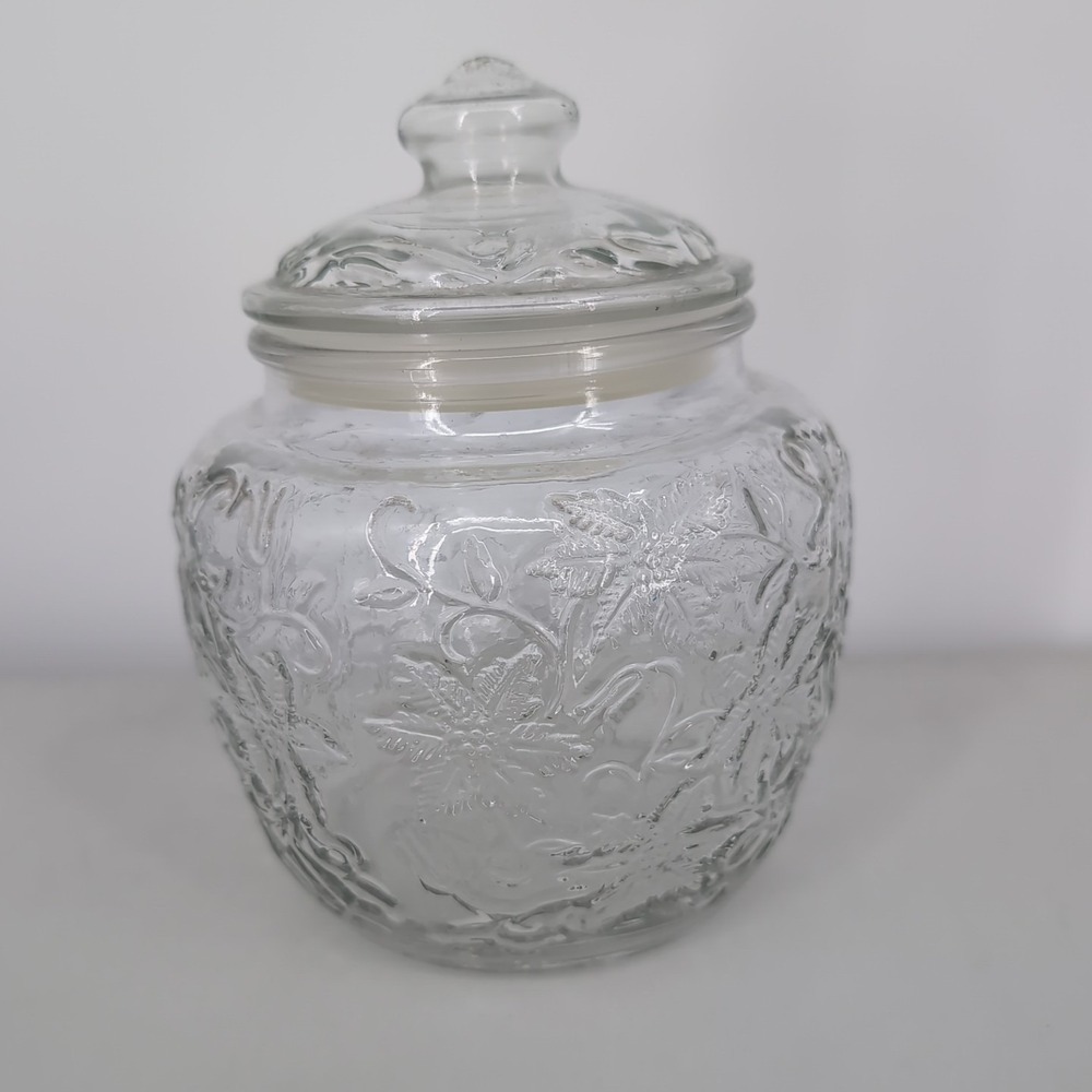 Round Princess House Crystal Embossed Fantasia Poinsettia Canister Jar & Lid 7"H